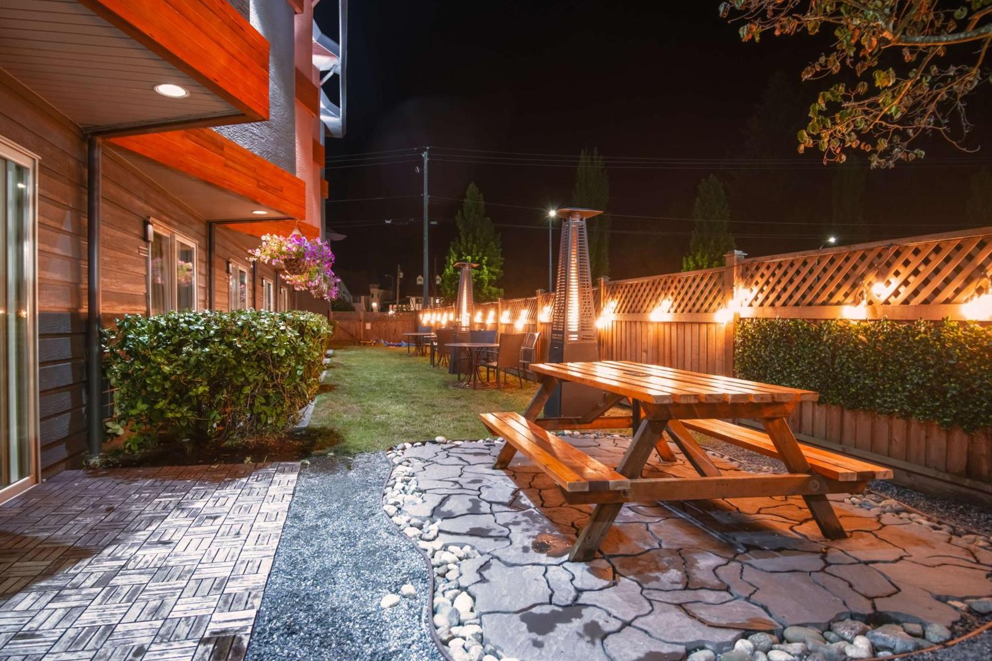 Coast Parksville Hotel Zewnętrze zdjęcie